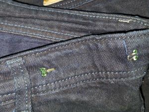 BLUE BAGGY JEANS