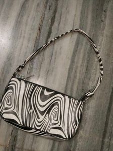 Trendy Zebra Print Handbag