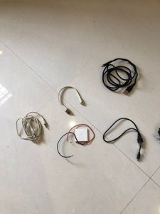 DISCARDED  - wires , keyboard , mosquito bat