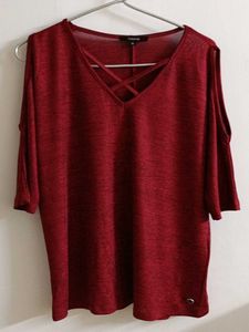 Maroon Cold Shoulder Top