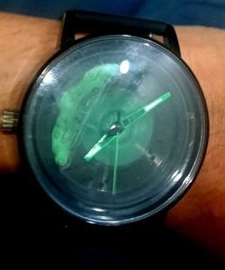 Unique Green &amp; Black Watch