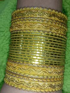 beautiful bangles set