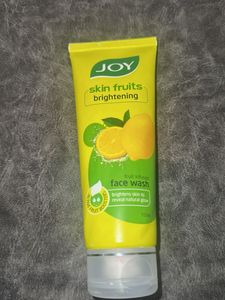 Joy Skin Fruits Face Wash