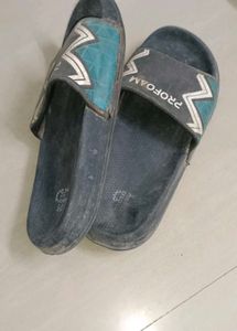 Profoam Black Slides