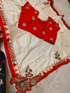 beutiful saree with blouse 💖