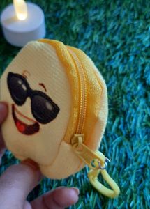 Tiny Emoji Plush Pouch😎