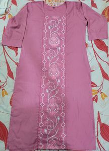 Beautiful Kurti With Embroidery 🌸