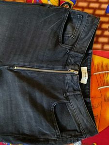 Forever 21 Black Skinny Denim Jeans – Size 30