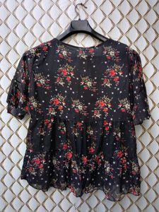 New With Tag Floral Aesthetic Top