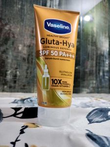 Vaseline Gluta_Hya Spf 50 Sunscreen 175ml