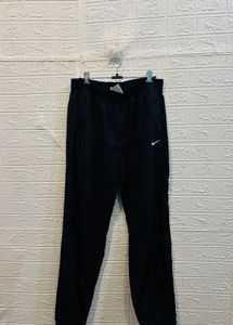 🇬🇧 Nike Imported Black Track Pants