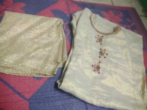 Elegant Kurta with net dupatta free