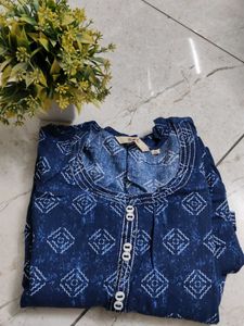 Stylish Navy Print Top - Size M