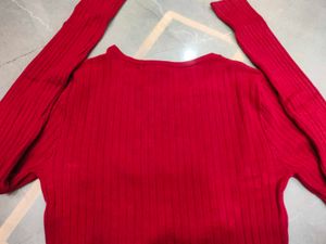 RED 🍒 CROPPED WOOL TOP