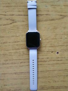 Boult Smart Watch with Lavender Band