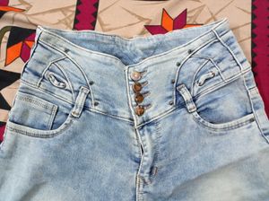 Stylish Light Wash Denim Jeans