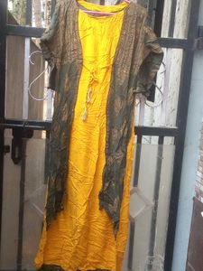Lightly Shaded Look Good Kurtha.