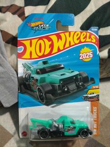 Hot Wheels Truck - 2025