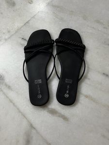 Zudio Women Black Flats