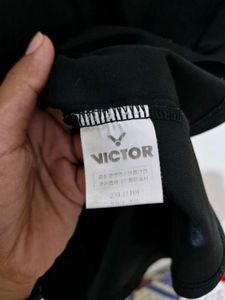 Victor Tshirt ( Black )