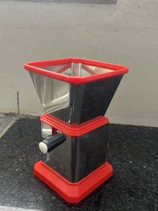 Manual Hand Onion Cutter Machine