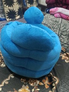 Cute Penguin Baby Seat