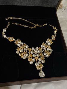 Sparkling Rhinestone Necklace