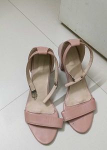 Block Heels , Earrings , Pouch , Hairband