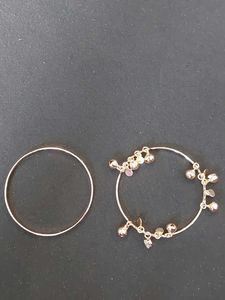 Set Of 2 Bangle Bracelets Gold Toned
