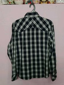 LEVI&#39;S MEN&#39;S SHIRT