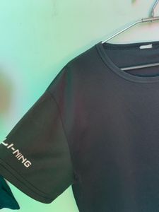 Lining dry fit tshirt