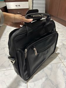 Premium Laptop Bag with 5 Chains and Compartmen