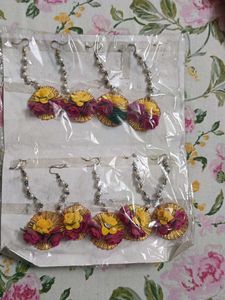 Floral Jewellery Set