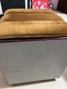 STOOL
