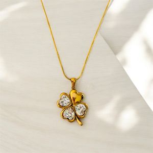 Clover Heart Pendant