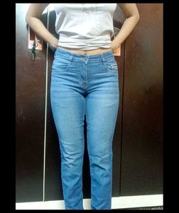 Whisker Straight Blue Jeans
