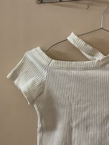 Elegant Off-Shoulder Ribbed Knit Top