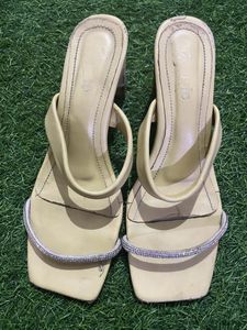 Yellow Stone Heels