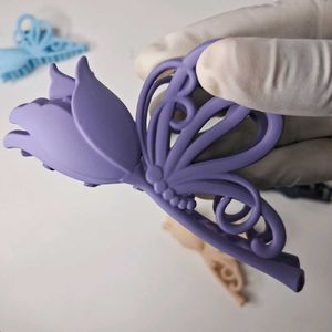 🌸 Elegant Butterfly Hair Claw Clip
