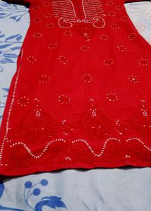 Red  Chikenkari Embroidered Kurta With Free Saree