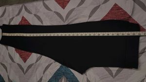 Black Athletic Gym And Yoga Pants