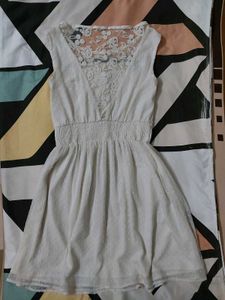 White Lace Sleeveless Dress