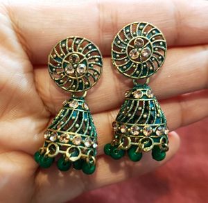 Green Jhumki