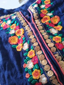 KURTI💙