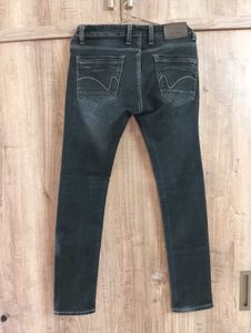 DARK WASH DENIM JEANS