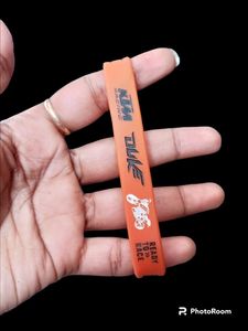 Duke, KTM Hand Band