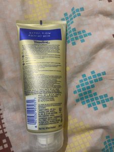 Vaseline Gluta Hya Lotion