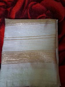 Elegant White &amp; Gold Scarf