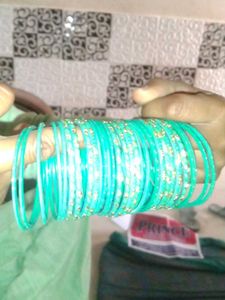 C Green Bangles