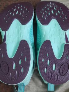 CAMPUS Al Running Shoes For Women.